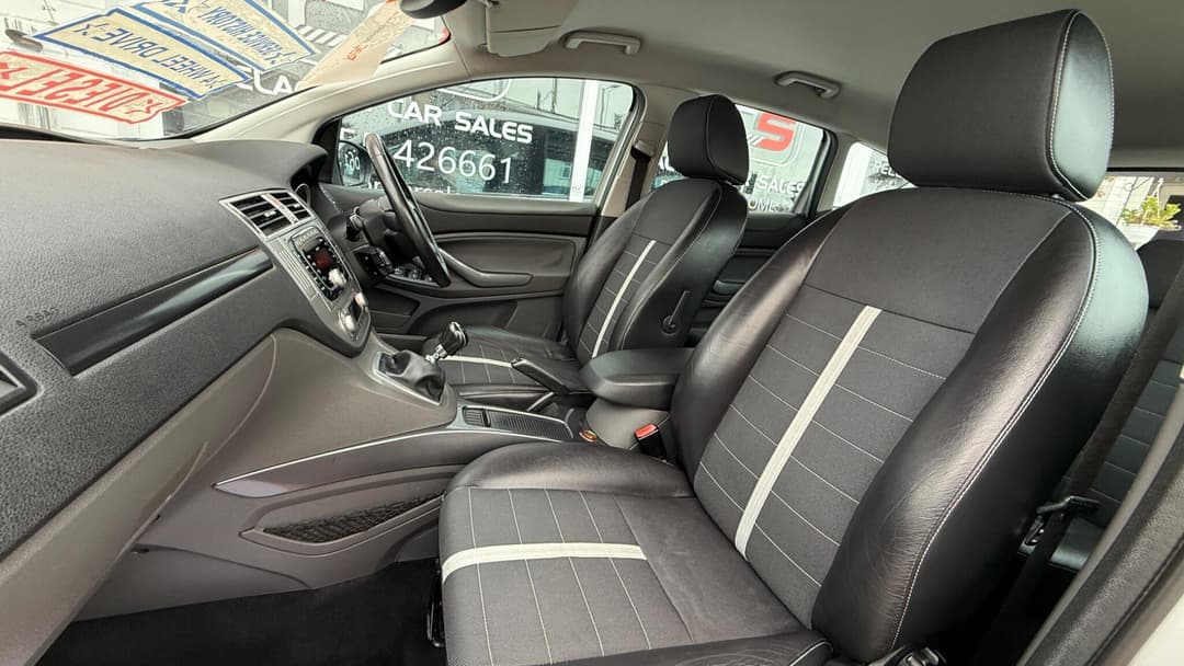 Car Image 15