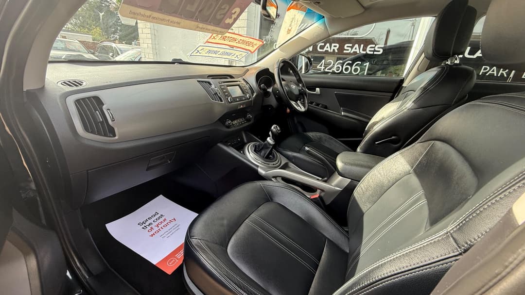 Car Image 16