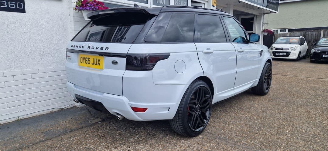 Car Image 7