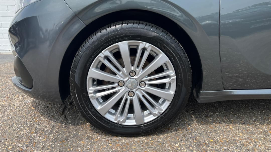 Car Image 22