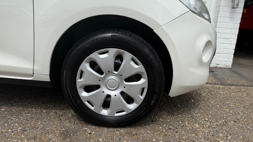 Car Image 20