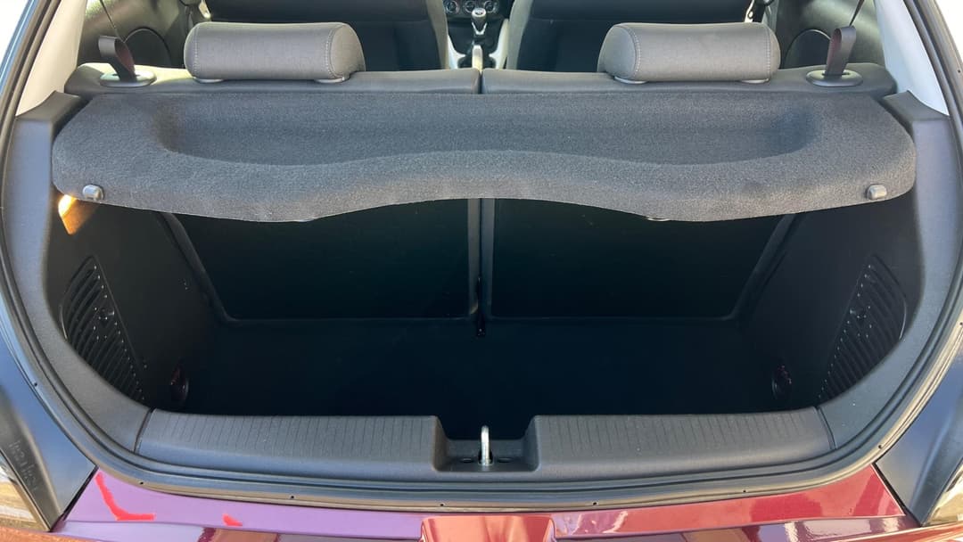Car Image 13