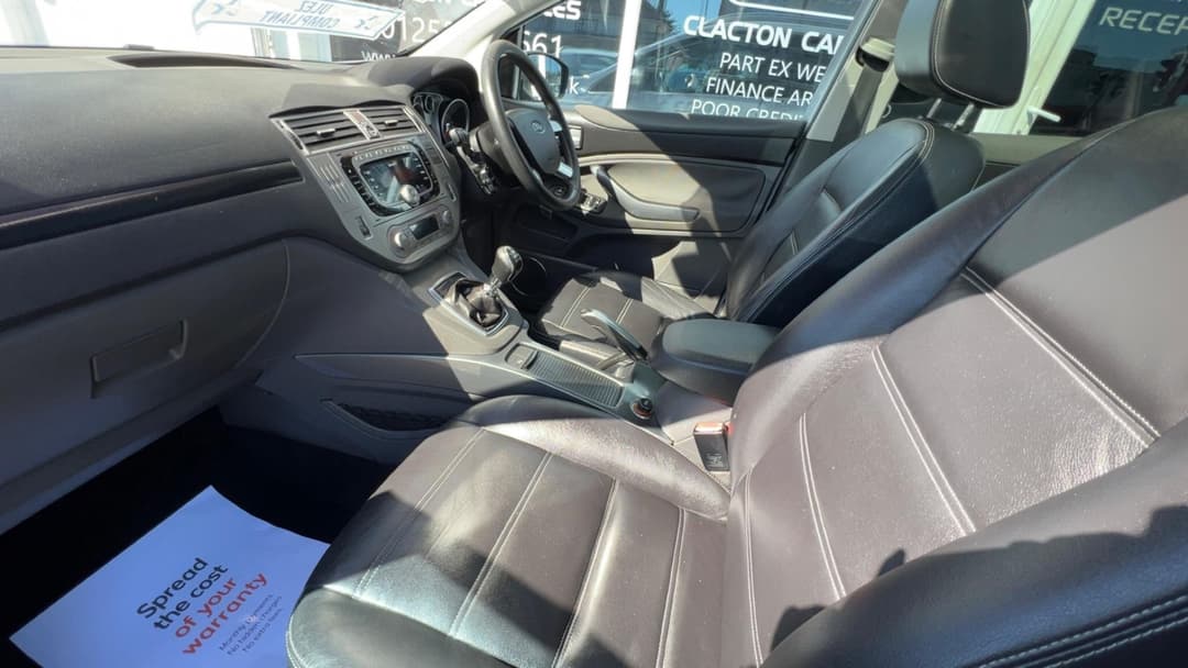 Car Image 16