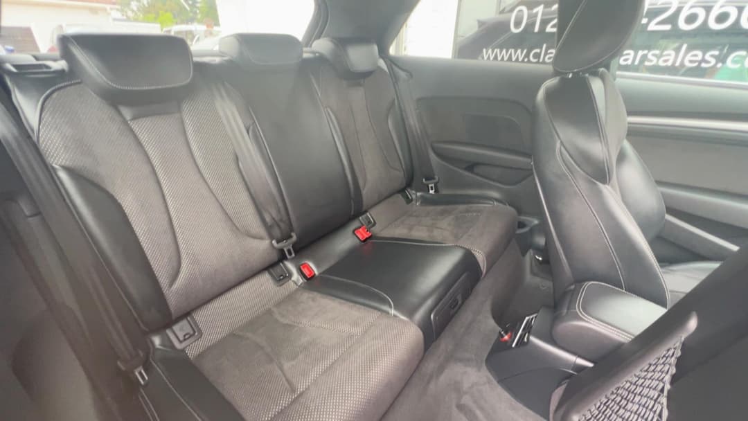 Car Image 11