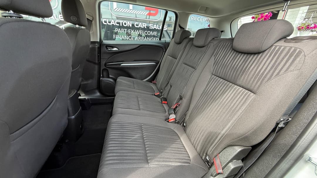 Car Image 18