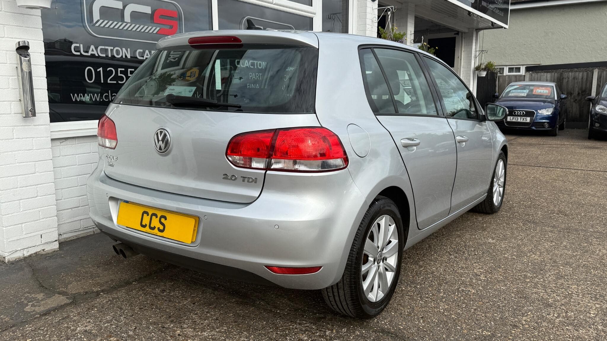 2010 Volkswagen Golf - Image 7