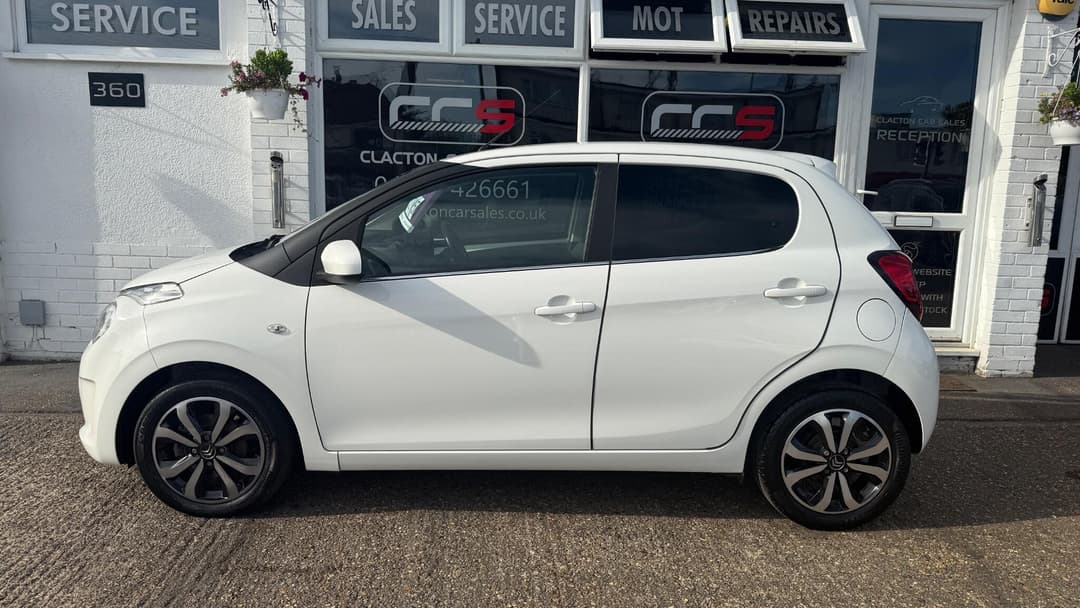 Car Image 4