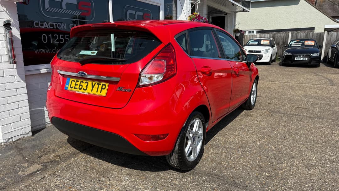 Car Image 7