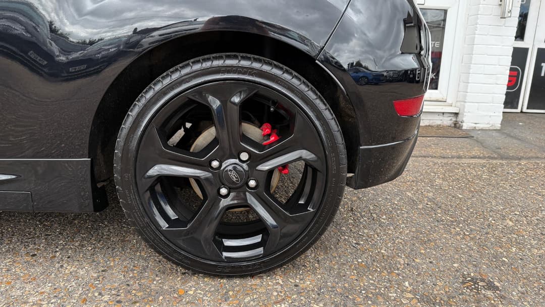 Car Image 17
