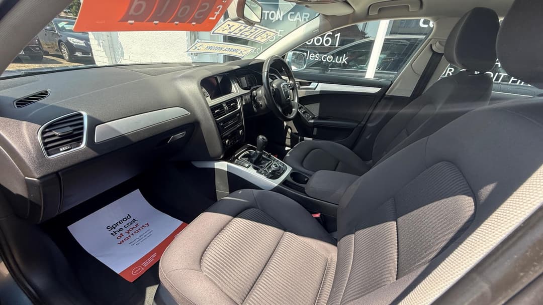 Car Image 16