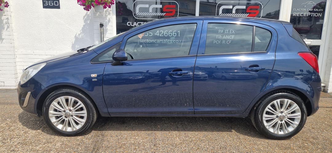Car Image 4