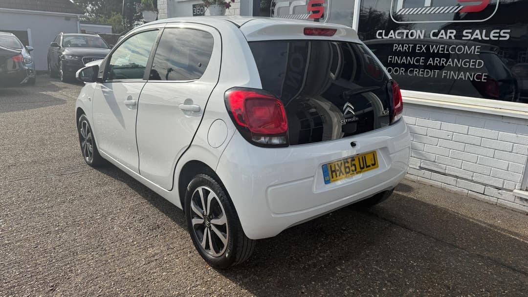 Car Image 5