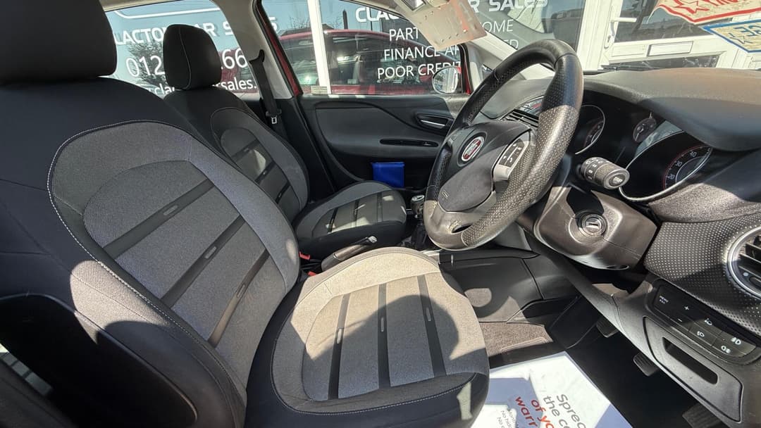 Car Image 10