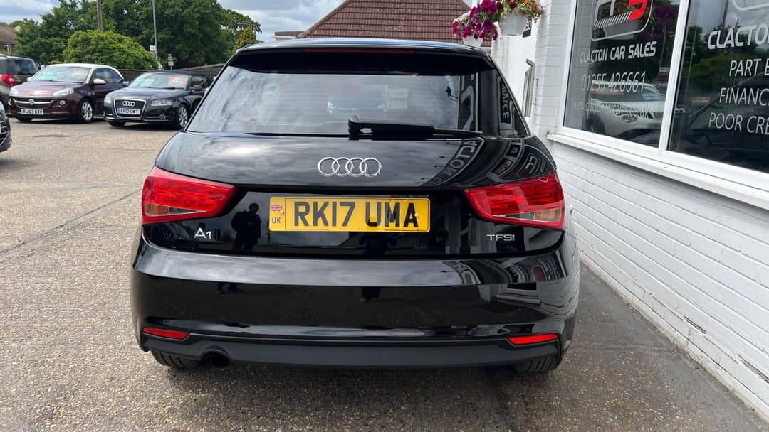 Car Image 6