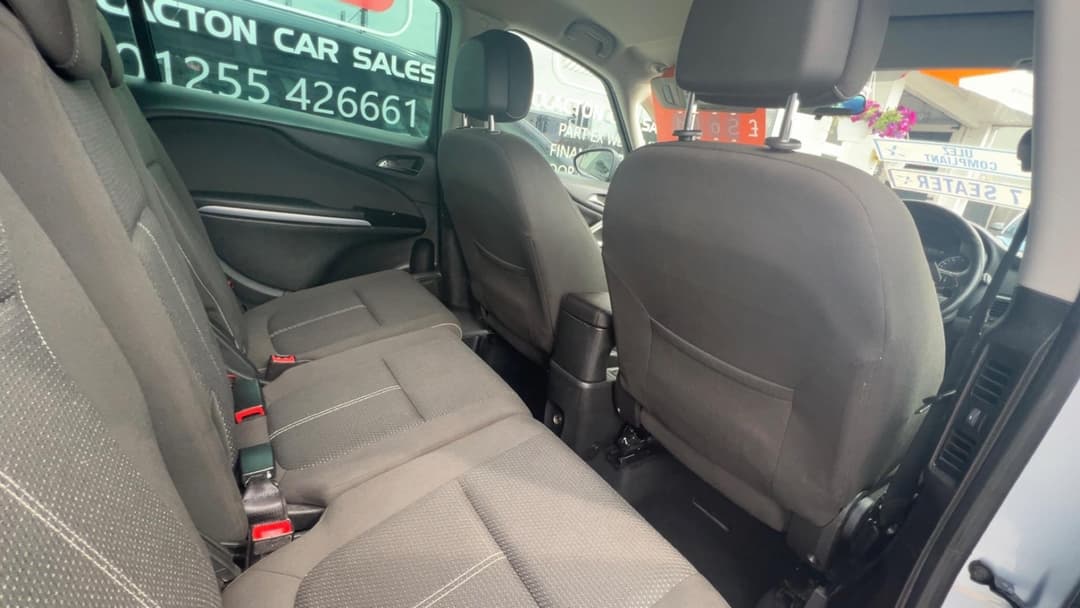 Car Image 11