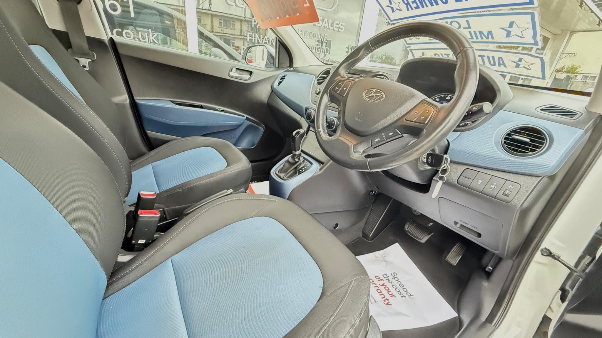 2015 Hyundai i10 - Image 9