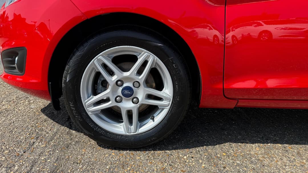 Car Image 20