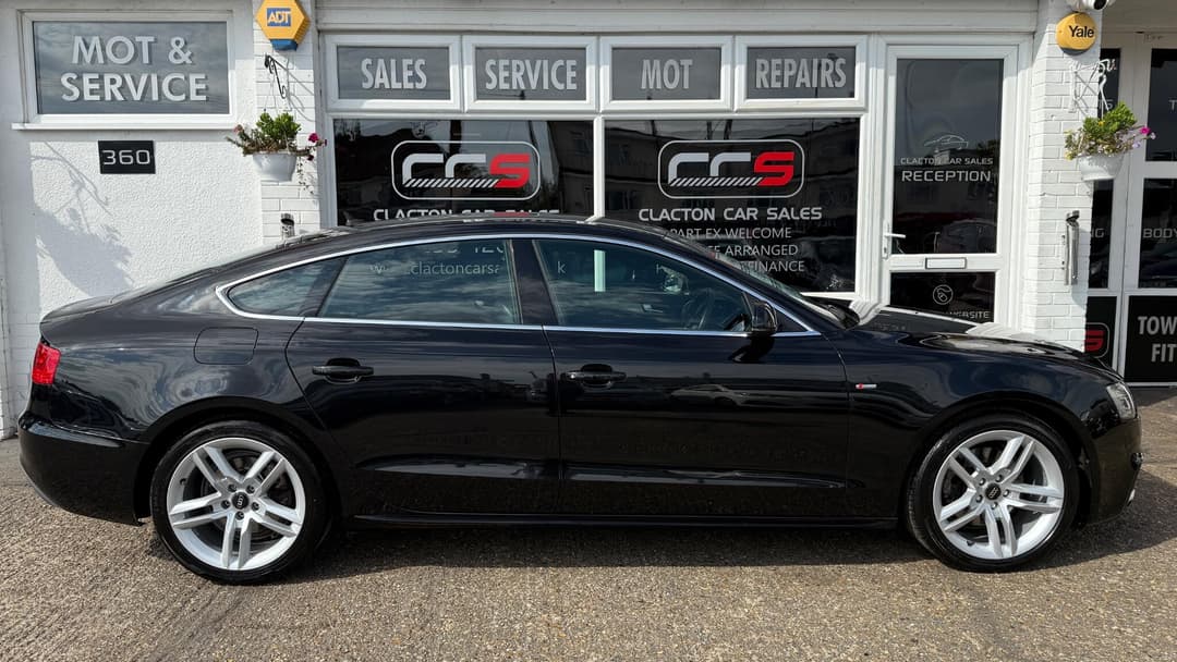 Car Image 8