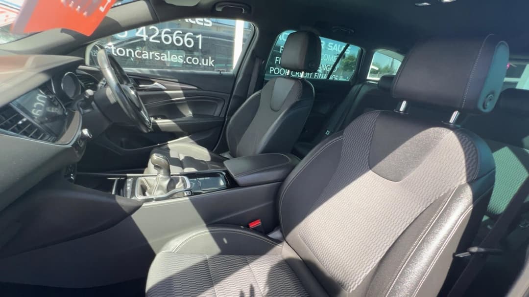 Car Image 15