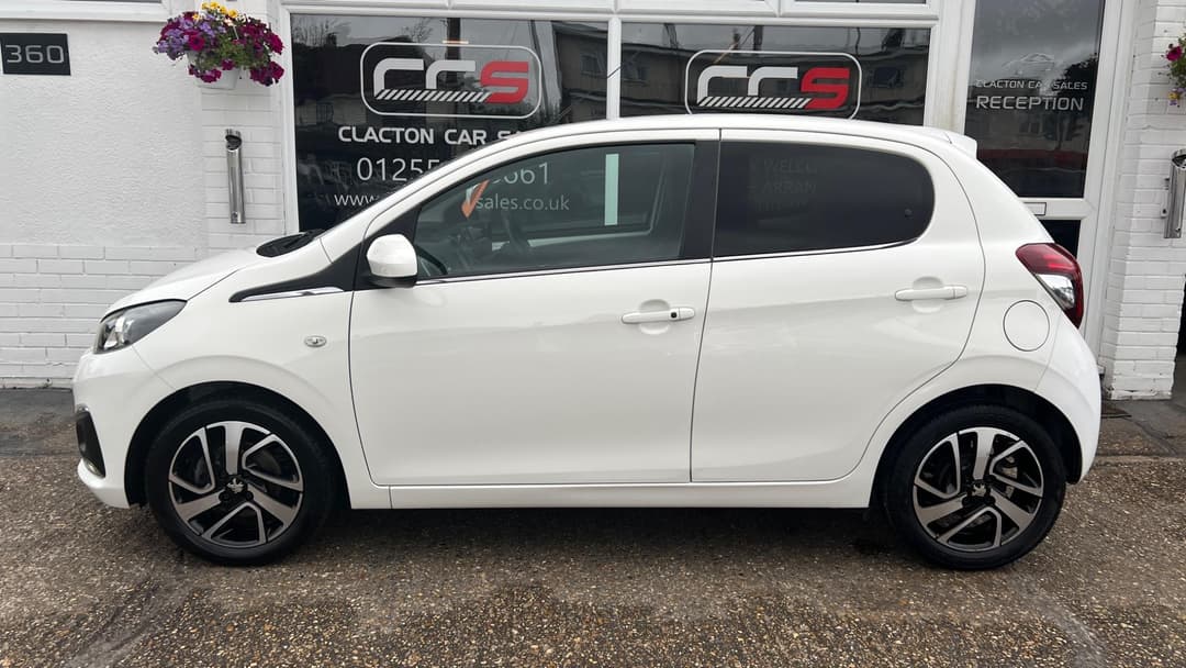 Car Image 4