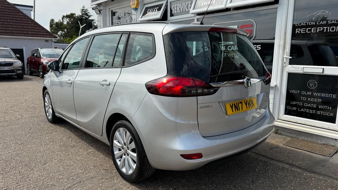 Car Image 5