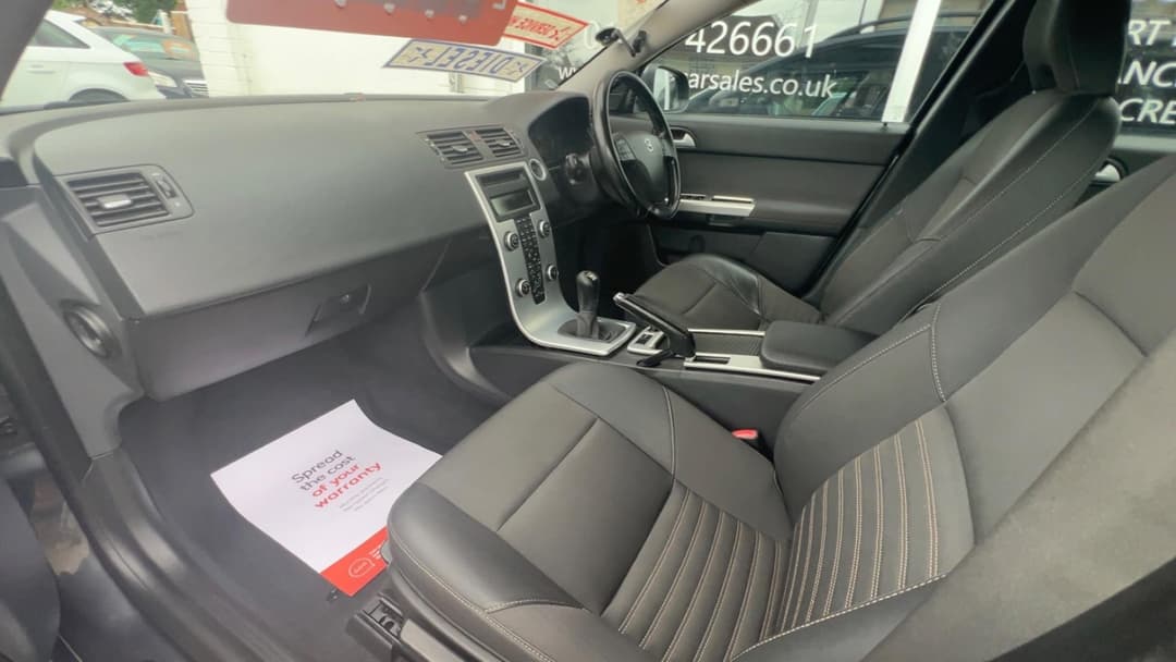 Car Image 16