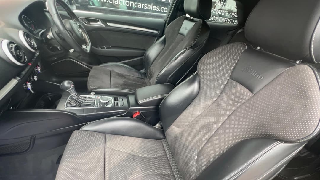 Car Image 15