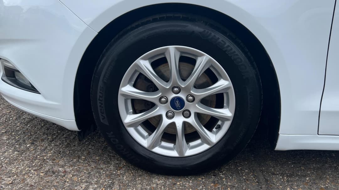 Car Image 20