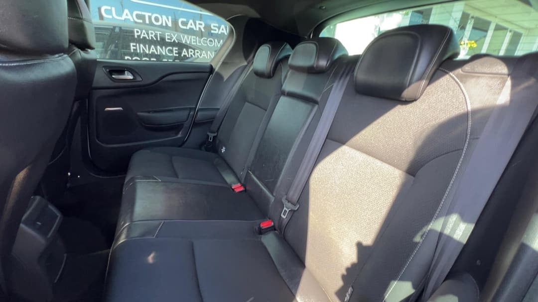Car Image 17
