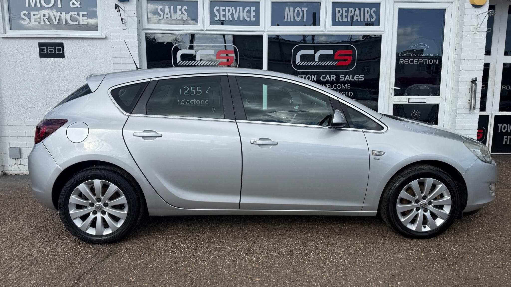 2011 Vauxhall Astra - Image 8