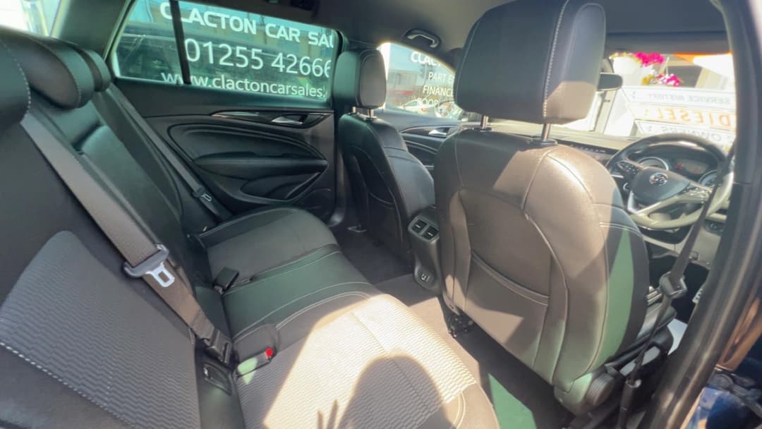 Car Image 11