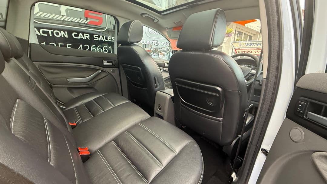 Car Image 11
