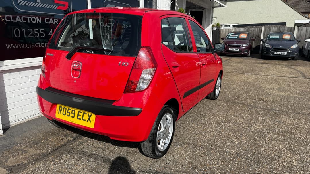 Car Image 7