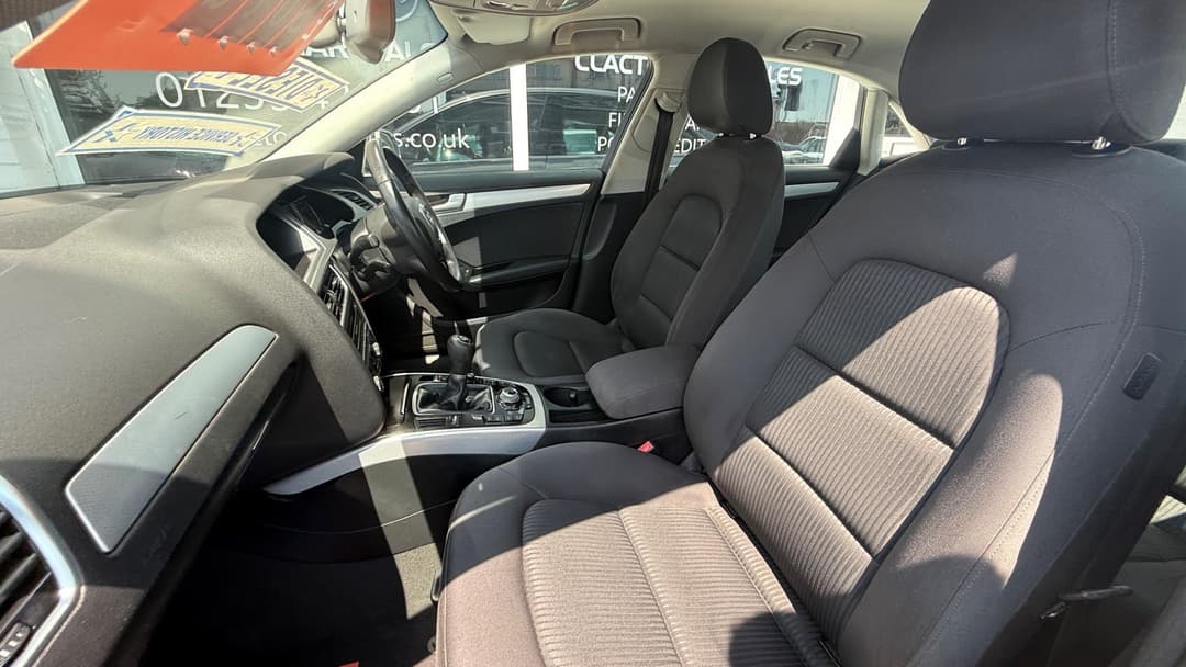 Car Image 15