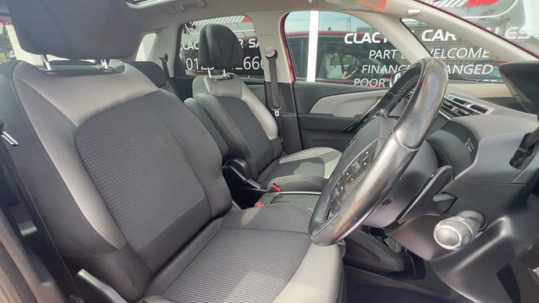 Car Image 10