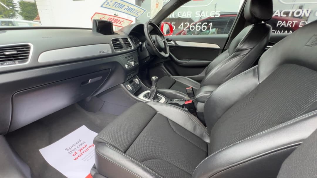 Car Image 16