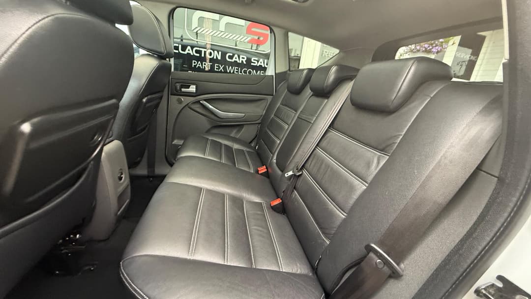 Car Image 17