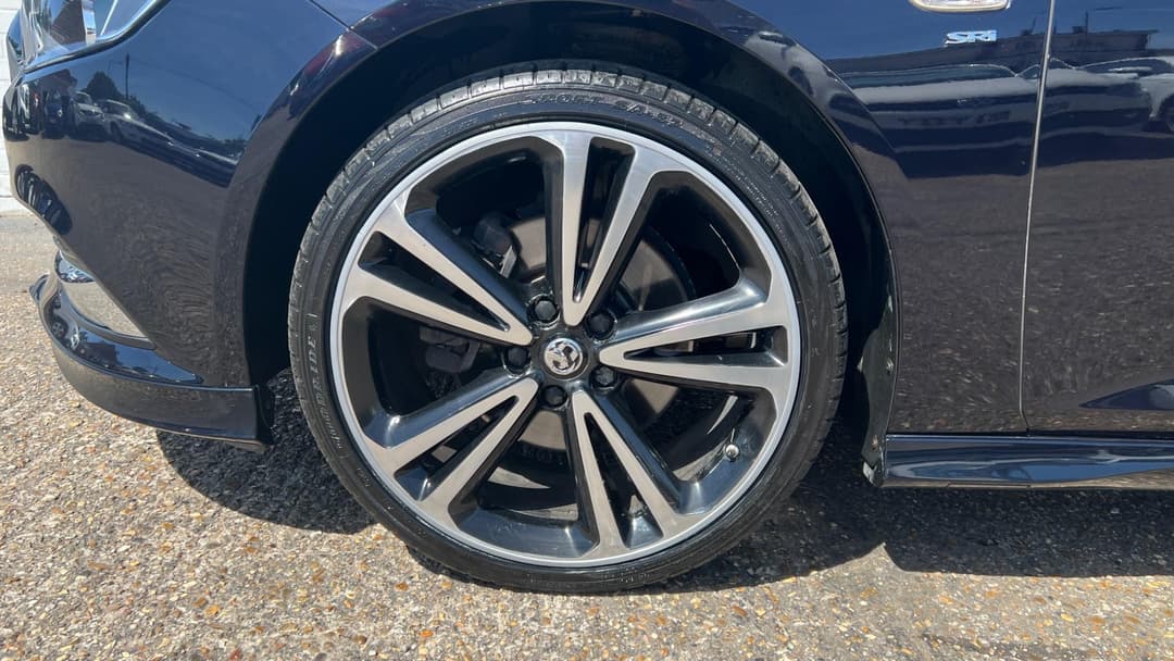 Car Image 20