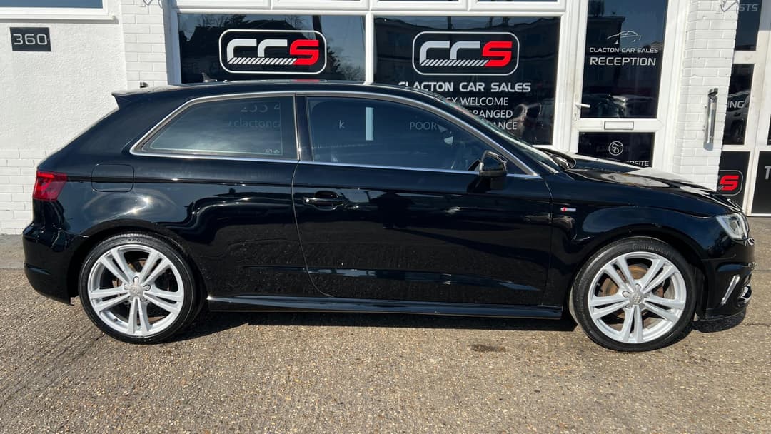 Car Image 8