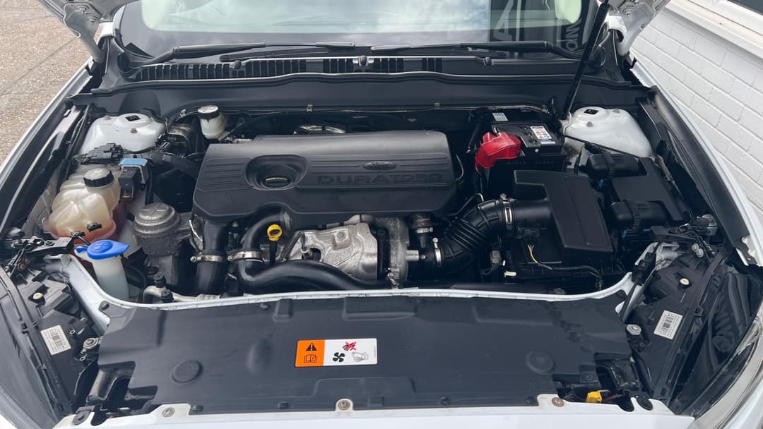 Car Image 13