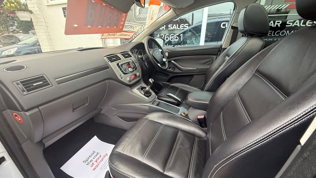 Car Image 16