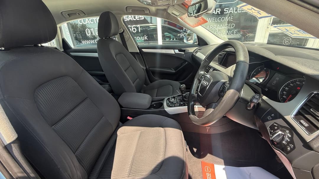 Car Image 10