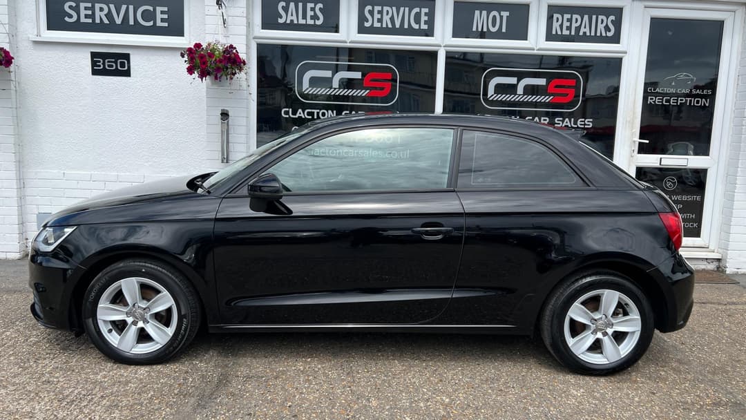 Car Image 4