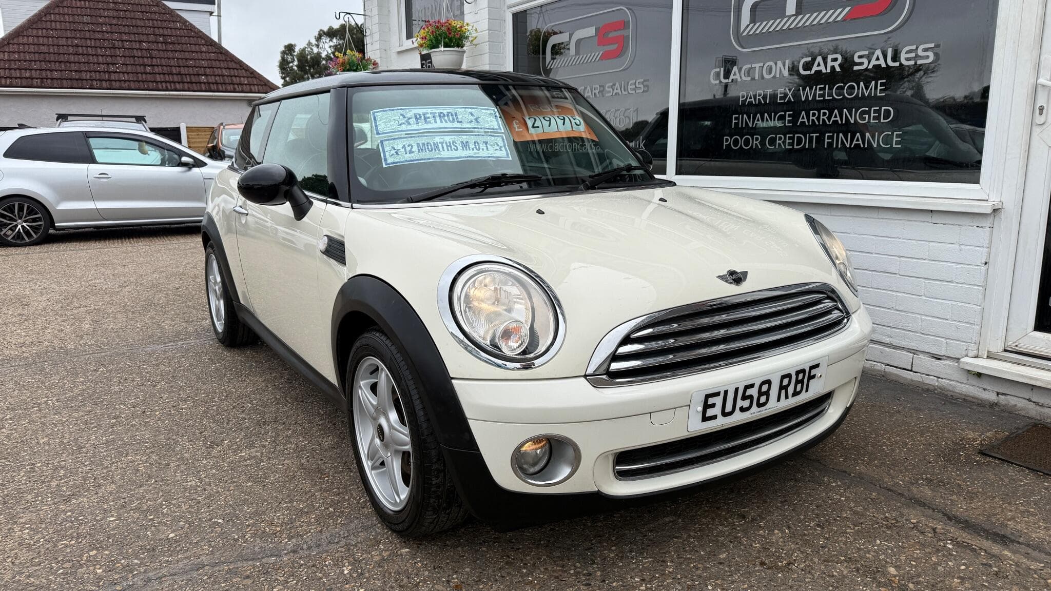 2009 MINI Hatch - Image 1