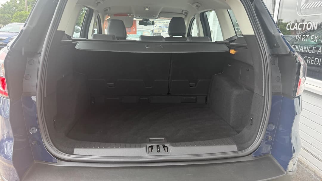 Car Image 14