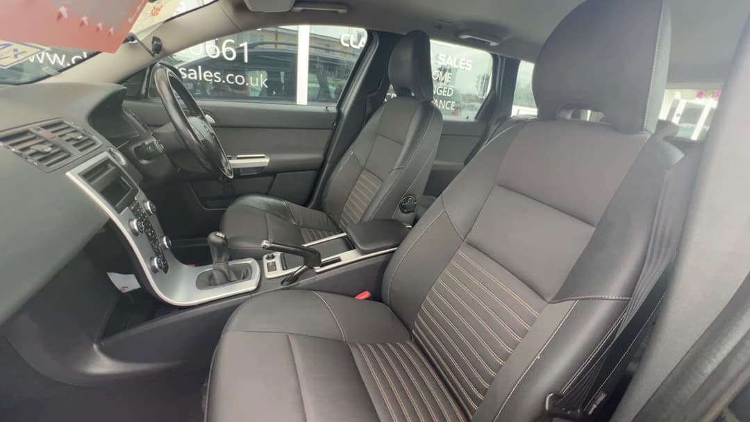 Car Image 15