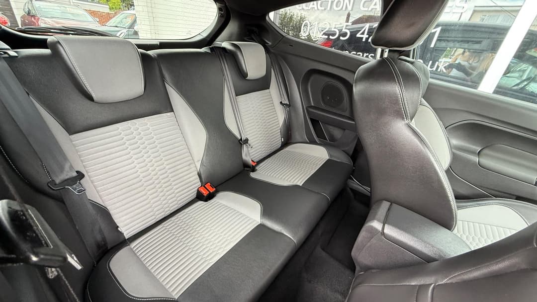 Car Image 11