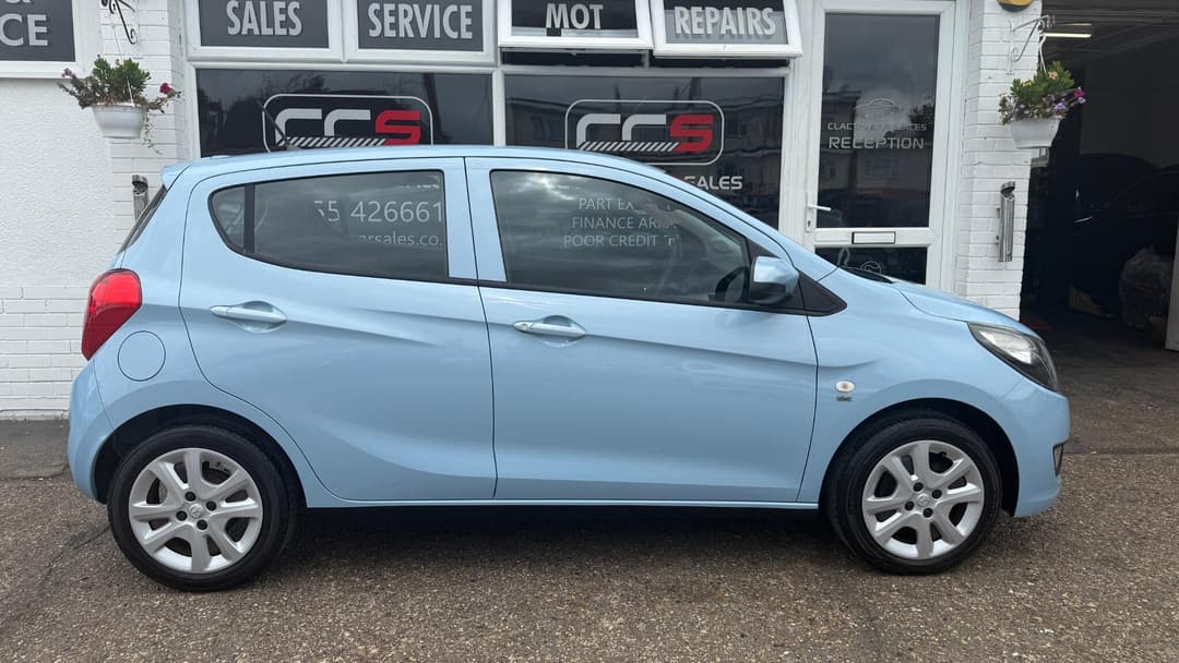 Car Image 8