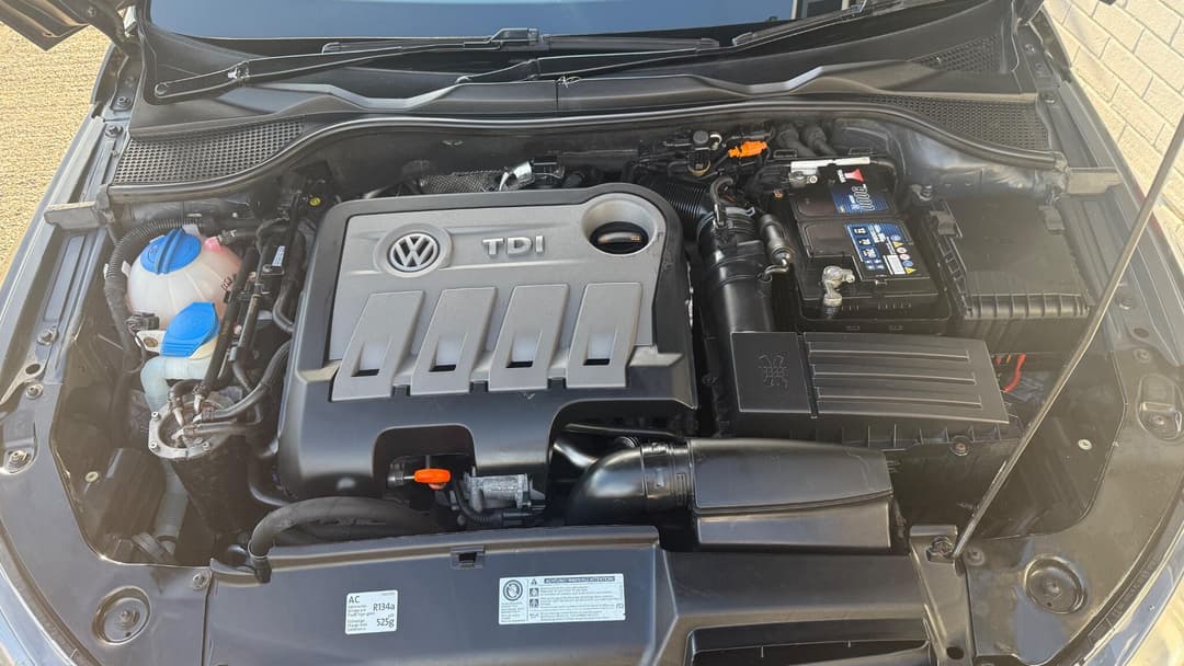 Car Image 12