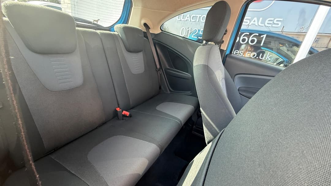 Car Image 11